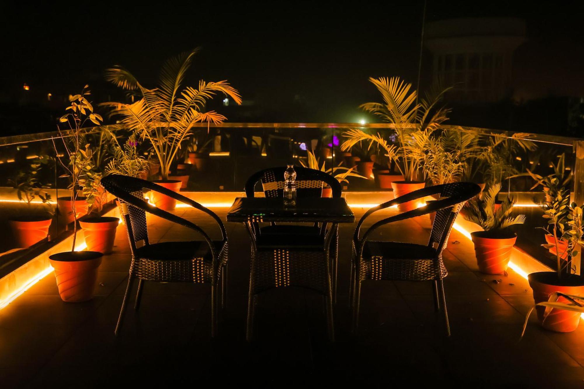 Anirudh Homestay Agra  Exterior photo